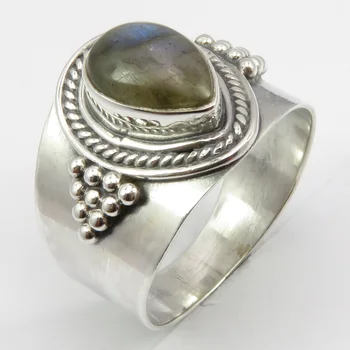 Кольцо с полудрагоценным камнем, размер 8,5-5,1 граммадля женщин 