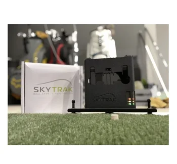 Монитор запуска симулятора гольфа SkyTrak с официальным металлическим защитным чехлом FMJ